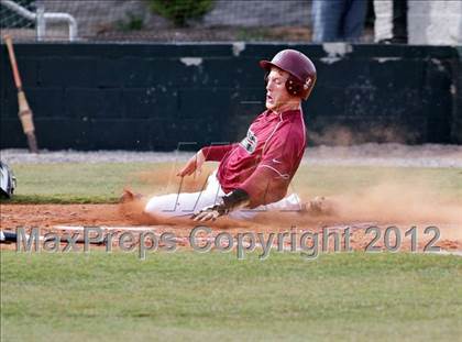 Thumbnail 3 in Morristown-Hamblen West vs Alcoa (Daily Times Classic) photogallery.