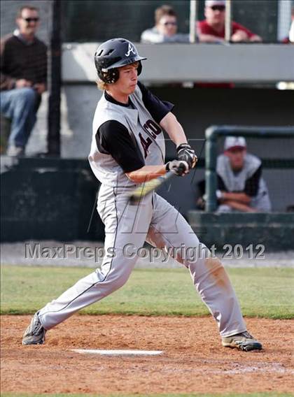 Thumbnail 1 in Morristown-Hamblen West vs Alcoa (Daily Times Classic) photogallery.