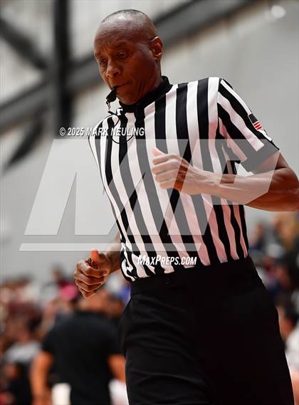 Thumbnail 1 in Junipero Serra @ Burlingame photogallery.