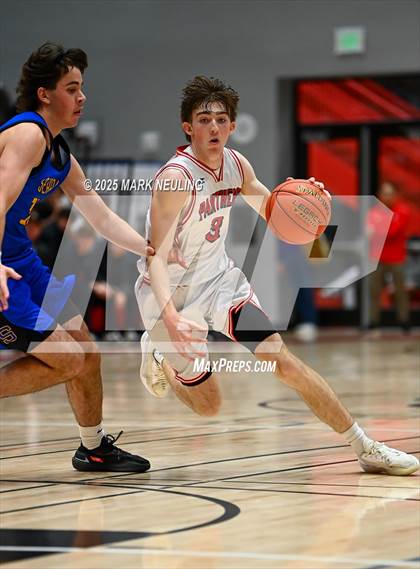 Thumbnail 1 in Junipero Serra @ Burlingame photogallery.