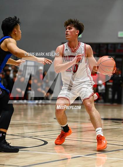 Thumbnail 1 in Junipero Serra @ Burlingame photogallery.