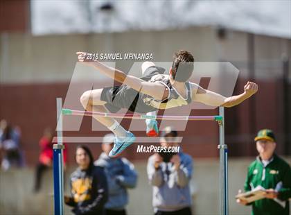 Thumbnail 3 in Varsity LNE Relays photogallery.