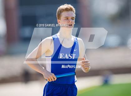 Thumbnail 1 in Varsity LNE Relays photogallery.