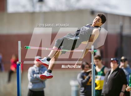 Thumbnail 2 in Varsity LNE Relays photogallery.