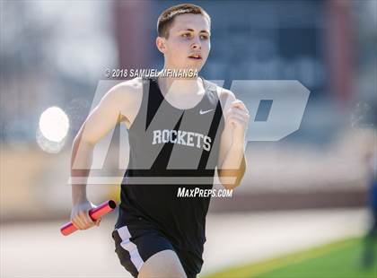 Thumbnail 3 in Varsity LNE Relays photogallery.