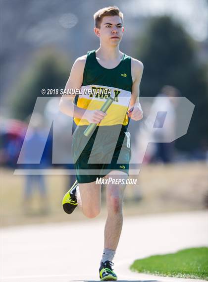 Thumbnail 1 in Varsity LNE Relays photogallery.