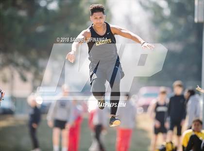 Thumbnail 2 in Varsity LNE Relays photogallery.