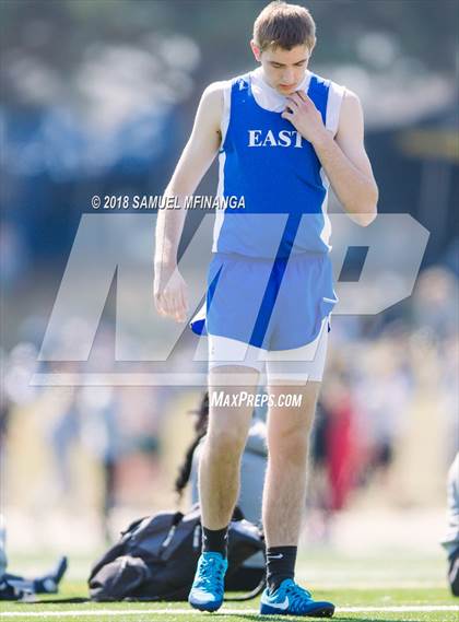 Thumbnail 2 in Varsity LNE Relays photogallery.