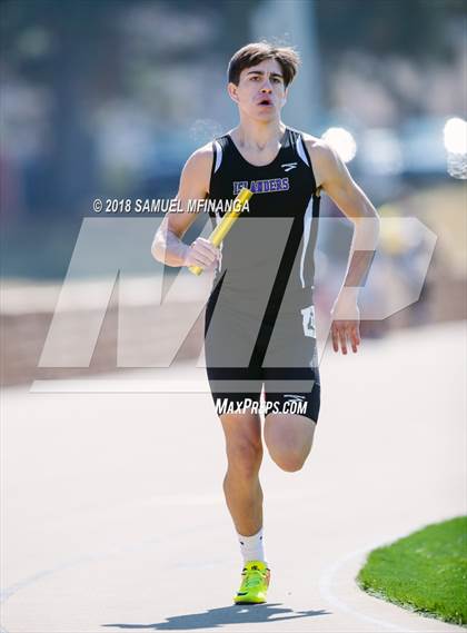 Thumbnail 3 in Varsity LNE Relays photogallery.