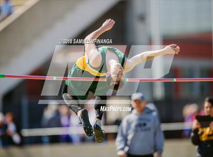 Thumbnail 3 in Varsity LNE Relays photogallery.