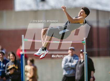 Thumbnail 1 in Varsity LNE Relays photogallery.