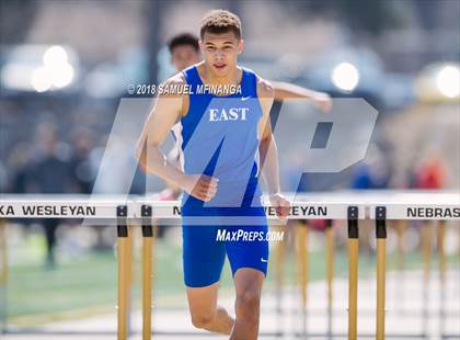 Thumbnail 3 in Varsity LNE Relays photogallery.