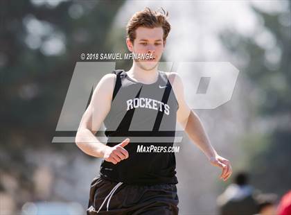 Thumbnail 1 in Varsity LNE Relays photogallery.