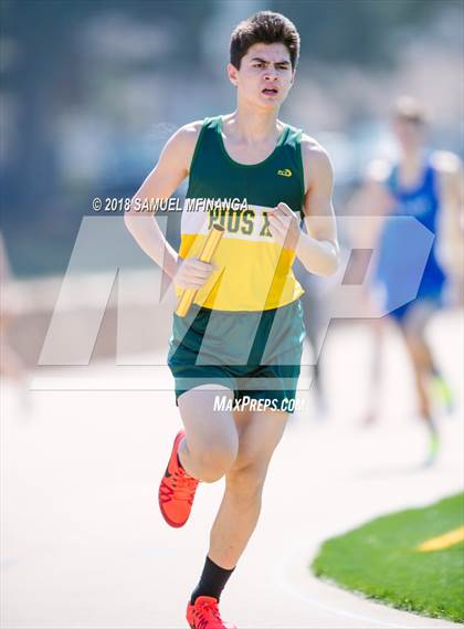 Thumbnail 2 in Varsity LNE Relays photogallery.