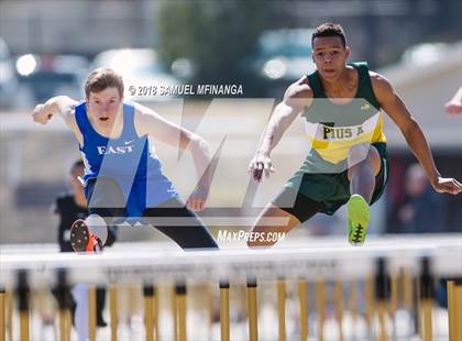 Thumbnail 2 in Varsity LNE Relays photogallery.
