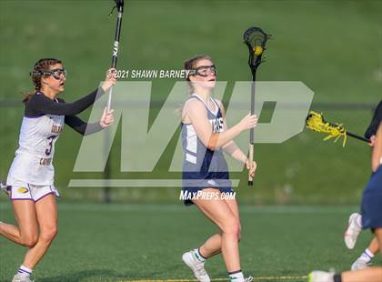 Thumbnail 2 in Cathedral vs. Guerin Catholic photogallery.