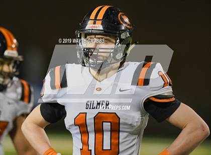 Thumbnail 1 in Gilmer vs. Pleasant Grove (UIL 4A Quarterfinal Playoff) photogallery.