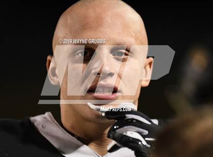 Thumbnail 2 in Gilmer vs. Pleasant Grove (UIL 4A Quarterfinal Playoff) photogallery.