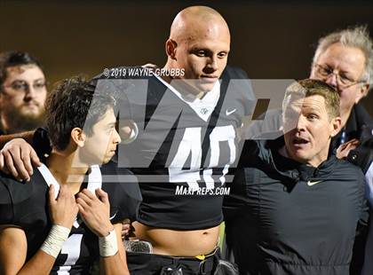 Thumbnail 2 in Gilmer vs. Pleasant Grove (UIL 4A Quarterfinal Playoff) photogallery.