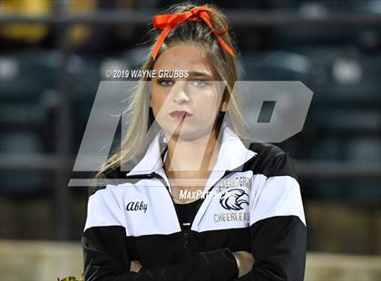 Thumbnail 2 in Gilmer vs. Pleasant Grove (UIL 4A Quarterfinal Playoff) photogallery.