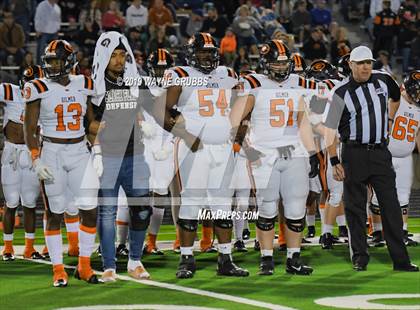Thumbnail 3 in Gilmer vs. Pleasant Grove (UIL 4A Quarterfinal Playoff) photogallery.
