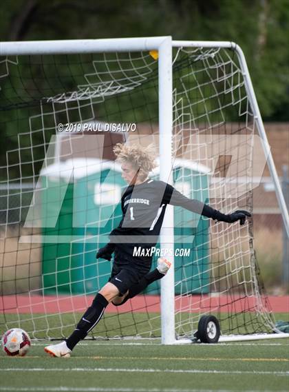 Thumbnail 2 in Liberty vs. ThunderRidge photogallery.