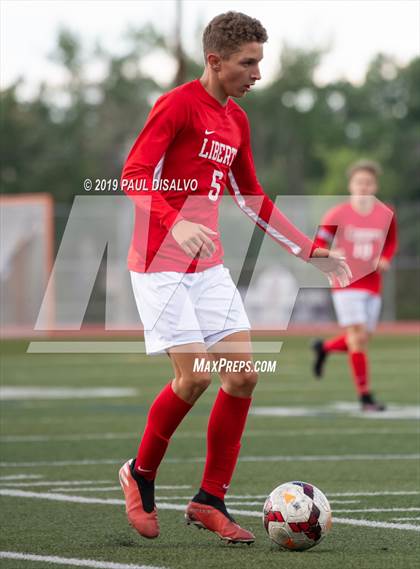 Thumbnail 2 in Liberty vs. ThunderRidge photogallery.