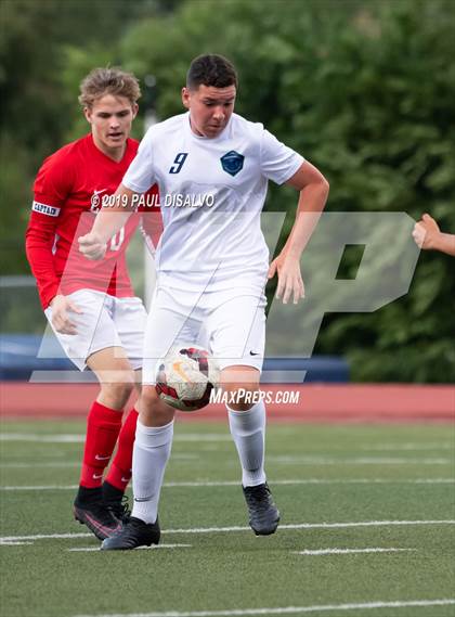 Thumbnail 2 in Liberty vs. ThunderRidge photogallery.