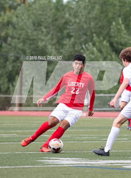 Thumbnail 2 in Liberty vs. ThunderRidge photogallery.