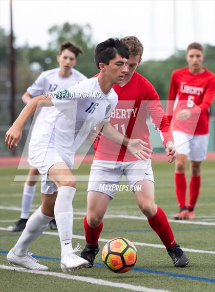 Thumbnail 2 in Liberty vs. ThunderRidge photogallery.