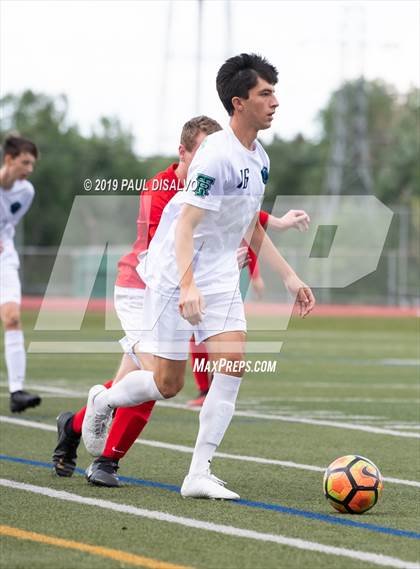 Thumbnail 3 in Liberty vs. ThunderRidge photogallery.