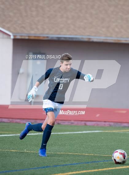 Thumbnail 2 in Liberty vs. ThunderRidge photogallery.