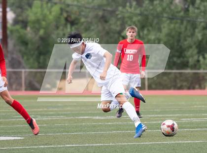 Thumbnail 3 in Liberty vs. ThunderRidge photogallery.