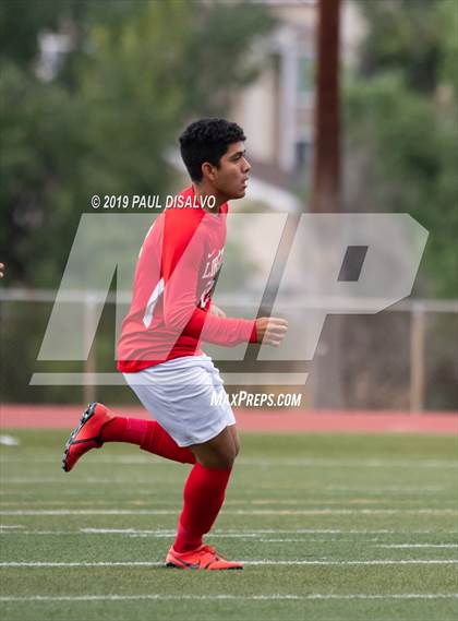 Thumbnail 2 in Liberty vs. ThunderRidge photogallery.