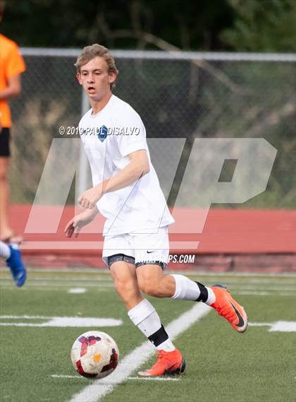 Thumbnail 3 in Liberty vs. ThunderRidge photogallery.