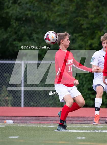 Thumbnail 3 in Liberty vs. ThunderRidge photogallery.