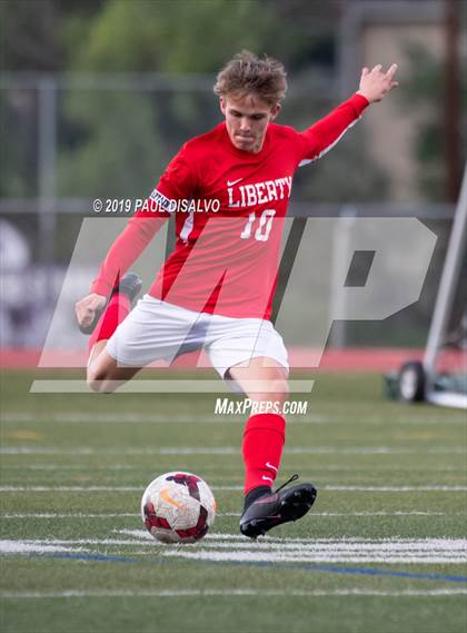 Thumbnail 3 in Liberty vs. ThunderRidge photogallery.
