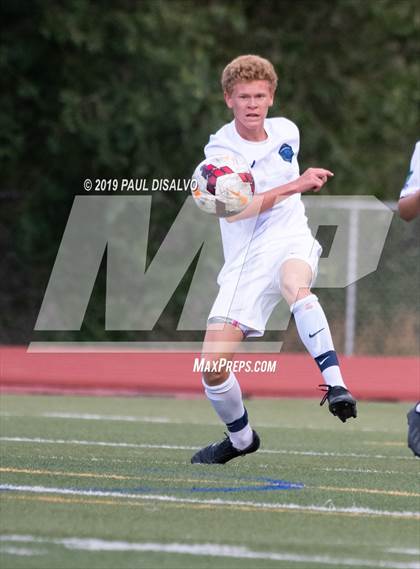 Thumbnail 3 in Liberty vs. ThunderRidge photogallery.