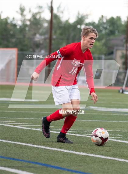 Thumbnail 2 in Liberty vs. ThunderRidge photogallery.