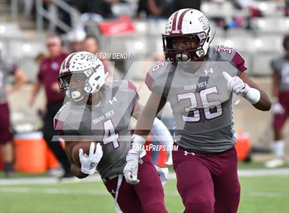 Thumbnail 2 in Round Rock vs Cypress Woods (UIL 6A Bi-District Playoff) photogallery.