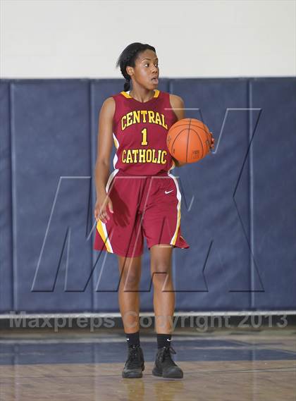 Thumbnail 1 in Norcross vs. Central Catholic (Nike Interstate Shootout) photogallery.