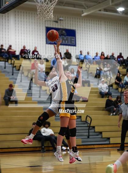 Thumbnail 3 in Loyalsock Township vs. Lake-Lehman (PIAA 3A Second Round) photogallery.