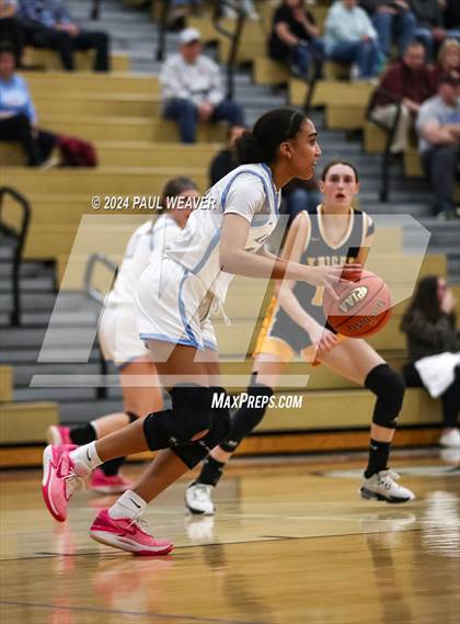 Thumbnail 2 in Loyalsock Township vs. Lake-Lehman (PIAA 3A Second Round) photogallery.