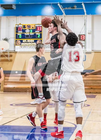 Thumbnail 1 in Skyline vs. Monte Vista (Warren Morse Memorial Tournament) photogallery.