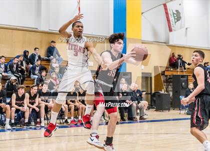 Thumbnail 1 in Skyline vs. Monte Vista (Warren Morse Memorial Tournament) photogallery.