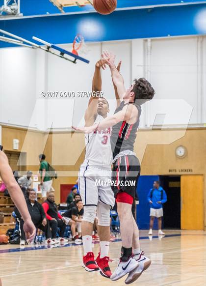 Thumbnail 3 in Skyline vs. Monte Vista (Warren Morse Memorial Tournament) photogallery.
