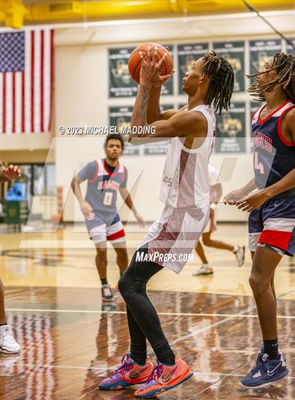 Thumbnail 3 in Hardin-Jefferson vs Jasper (International Paper Classic) photogallery.