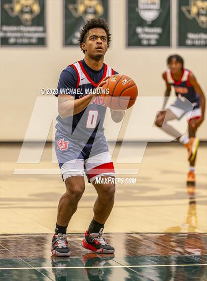 Thumbnail 1 in Hardin-Jefferson vs Jasper (International Paper Classic) photogallery.