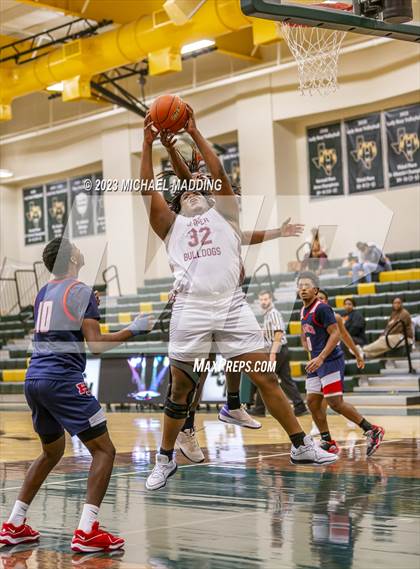 Thumbnail 3 in Hardin-Jefferson vs Jasper (International Paper Classic) photogallery.