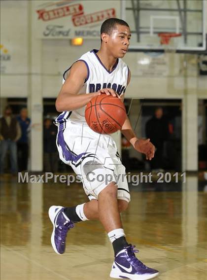 Thumbnail 2 in Newark Memorial vs. Sacramento (G.I.B.T.) photogallery.